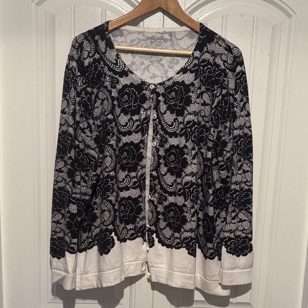 Monochrome Floral Lace Cardigan